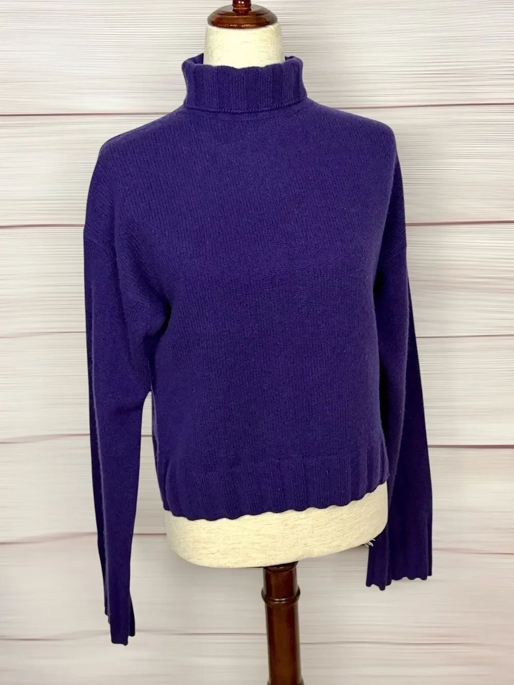 Allude Purple Cashmere Wool Sweater  Cropped Turtleneck Boxy M